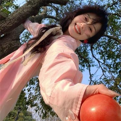 亚曼达厌世系